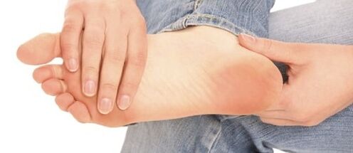 When the feet are affected by the fungus, the feet begin to whiten